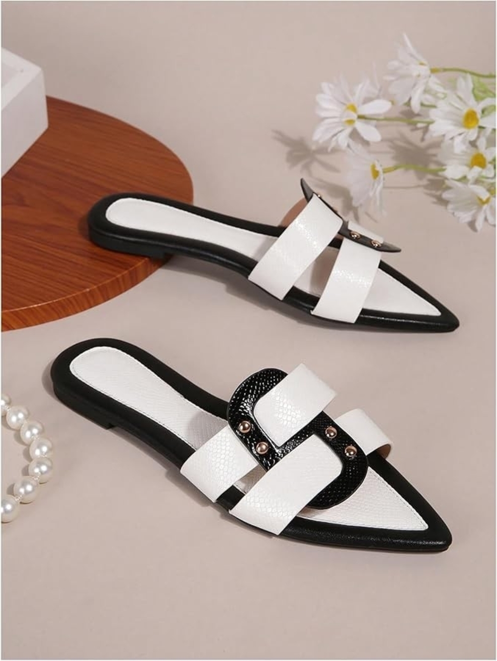 Gorglitter Classic White & Black Pointed Toe Slide Sandals